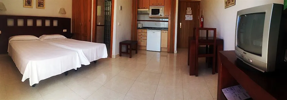 Apartamentos Turisticos Anoreta Rincon de la Victoria Hotel